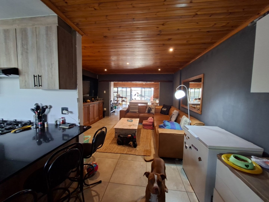 2 Bedroom Property for Sale in Groenvallei Western Cape